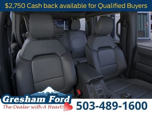 New 2025 Ford Bronco Badlands image 11