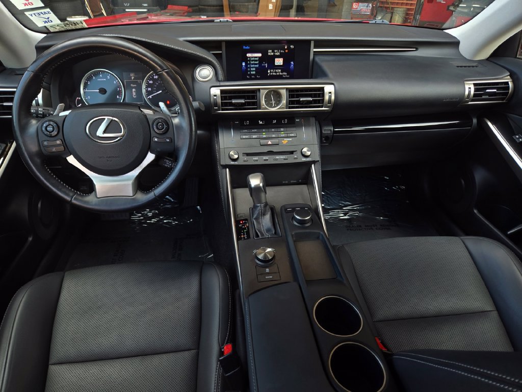 Used 2016 Lexus IS 200t RWD image 15