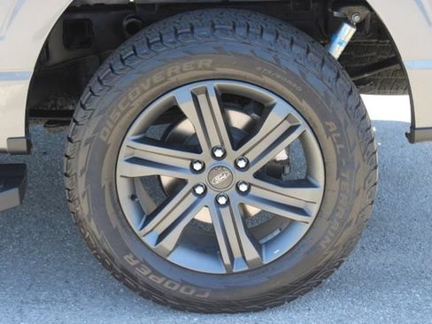 Used 2023 Ford F150 XLT w/ Equipment Group 302A High RWD image 10