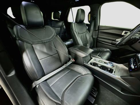 Used 2020 Ford Explorer ST w/ ST Street Pack AWD/4WD image 31
