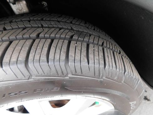 Used 2013 Porsche Cayenne Diesel AWD/4WD image 7