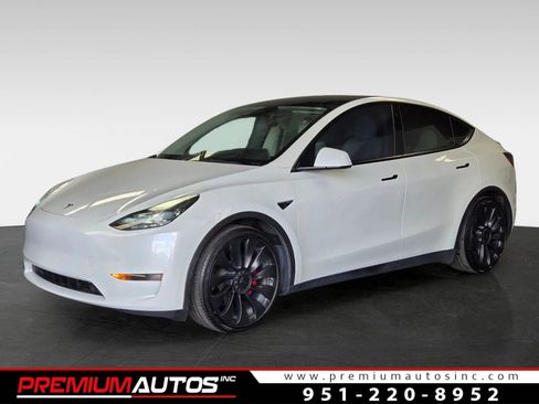 Used 2023 Tesla Model Y Performance AWD/4WD image 1