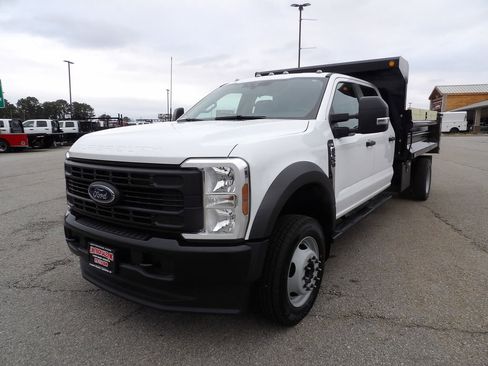 Used 2024 Ford F550 image 13