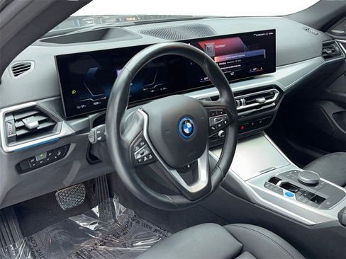 Used 2023 BMW i4 eDrive35 image 14