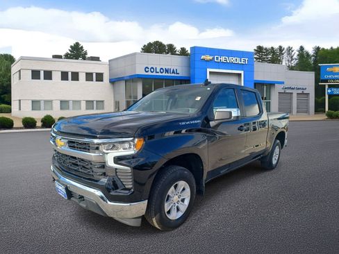 Used 2025 Chevrolet Silverado 1500 LT AWD/4WD image 1
