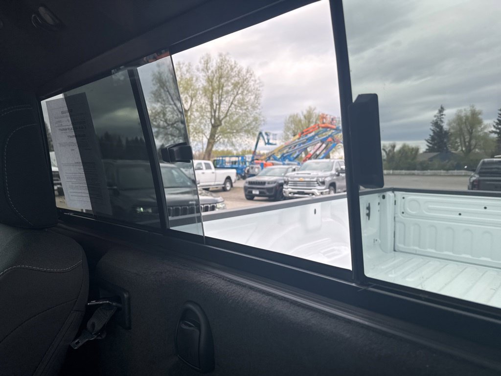 Certified 2025 RAM 2500 Tradesman AWD/4WD image 27
