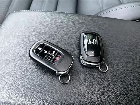 Used 2025 Honda CR-V EX-L image 15
