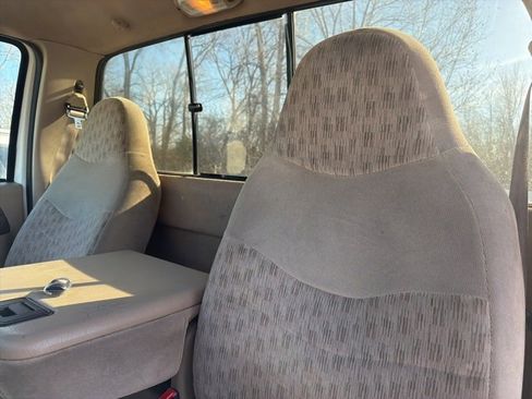 Used 2000 Ford F250 4x4 Regular Cab Super Duty image 8