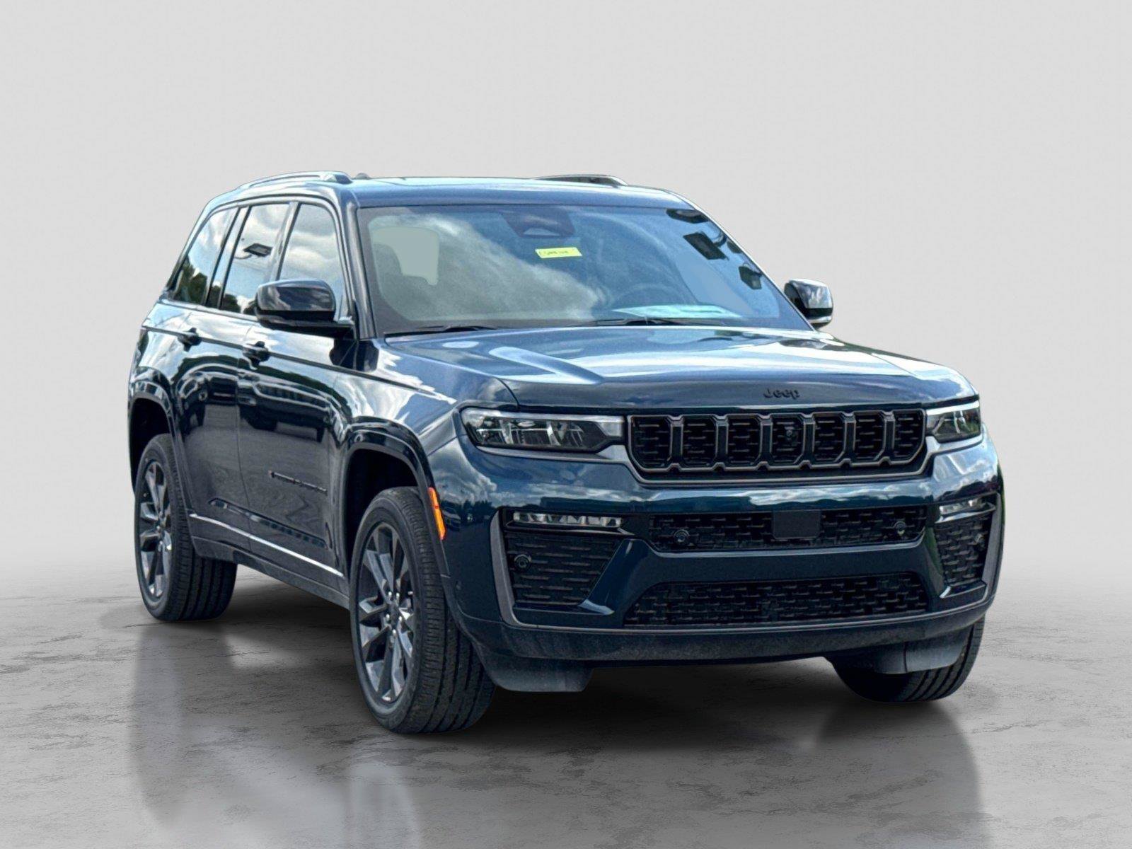 New 2026 Jeep Grand Cherokee Limited AWD/4WD image 3