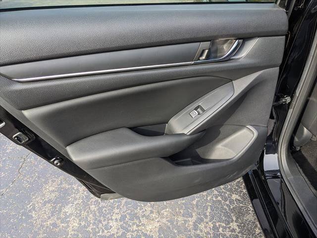 Used 2019 Honda Accord Sport image 17