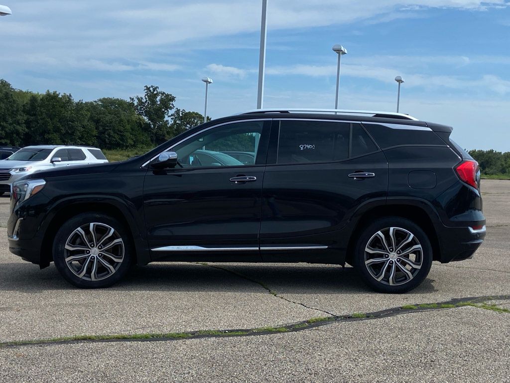 Used 2019 GMC Terrain Denali w/ Comfort Package AWD/4WD image 8