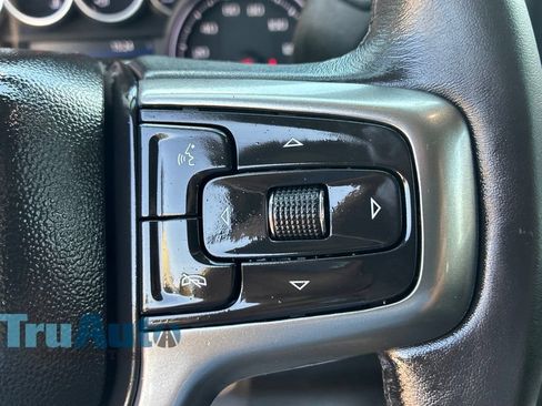 Used 2022 Chevrolet Silverado 1500 LT AWD/4WD image 29