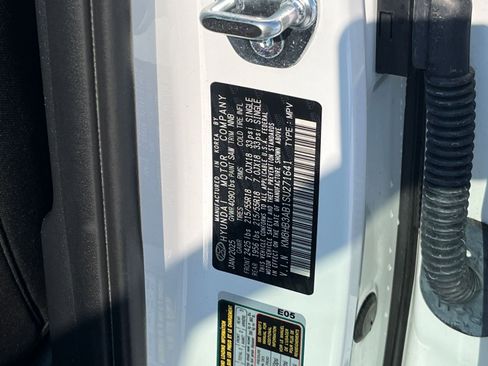 Used 2025 Hyundai Kona SEL image 28