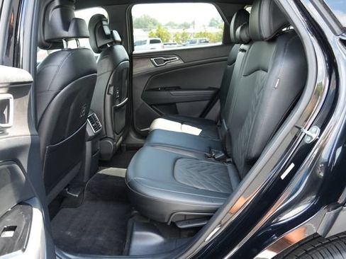 Used 2025 Kia Sportage X-Line AWD/4WD image 15