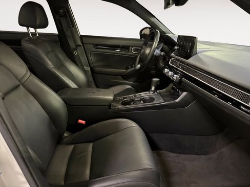 Used 2025 Honda Civic Sport Touring image 19