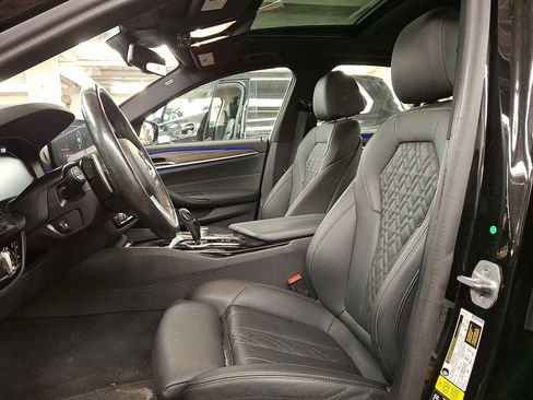 Certified 2023 BMW 530i xDrive 530i xDrive w/ M Sport Package image 9