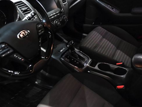 Used 2017 Kia Forte S FWD image 20