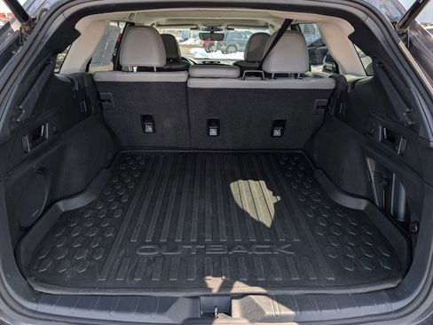 Used 2024 Subaru Outback Limited image 18