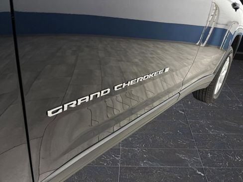 Used 2023 Jeep Grand Cherokee L Limited image 37