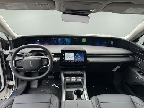 New 2026 Lincoln Nautilus Premier w/ Equipment Group 102A AWD/4WD image 11