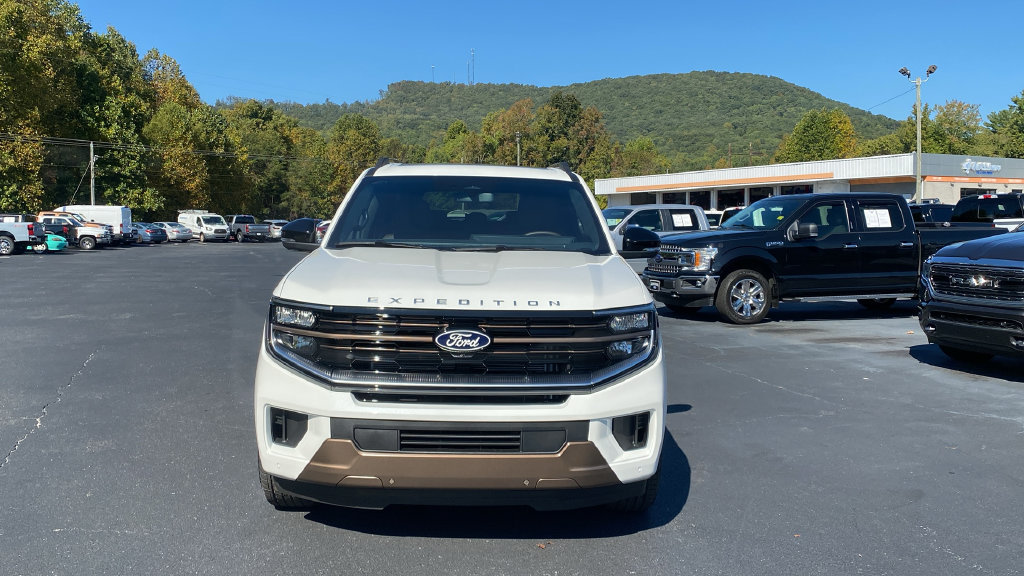 New 2027 Ford Expedition King Ranch AWD/4WD image 2