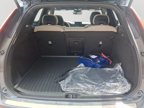 Used 2026 Volvo XC60 B5 Core w/ Protection Package Premier AWD/4WD image 26
