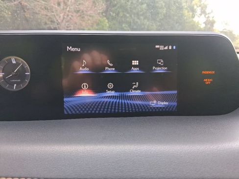 Used 2019 Lexus UX 200 w/ Accessory Package FWD image 20