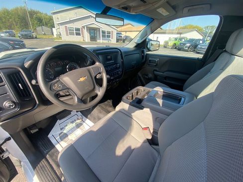 Used 2017 Chevrolet Silverado 1500 W/T image 8