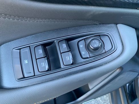 Used 2025 Subaru Outback Wilderness AWD/4WD image 13