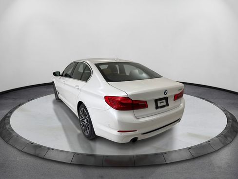 Used 2019 BMW 530i RWD image 8