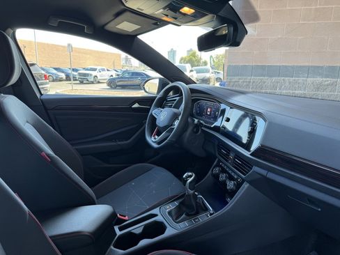 Used 2024 Volkswagen Jetta GLI 40th Anniversary Edition image 38