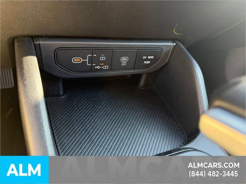 Used 2025 Kia K4 FWD image 18