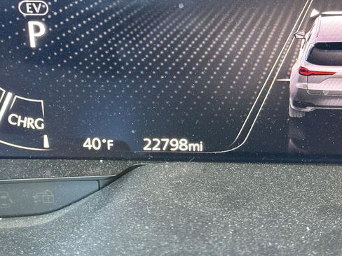 Used 2024 MAZDA CX-90 Plug-In Hybrid w/ Preferred image 13