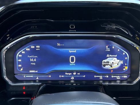 Used 2024 Chevrolet Silverado 1500 LT Trail Boss w/ Convenience Package II image 26