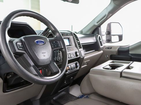 Used 2022 Ford F350 XL w/ Power Equipment Group AWD/4WD image 24