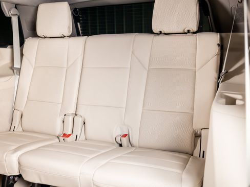 Used 2026 Cadillac Escalade Platinum Sport AWD/4WD image 28