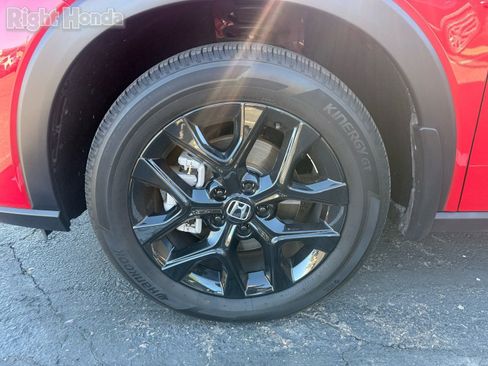 Used 2025 Honda HR-V Sport image 7