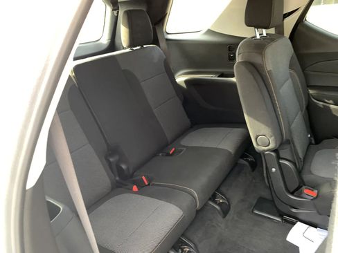 Used 2019 Chevrolet Traverse LT image 23