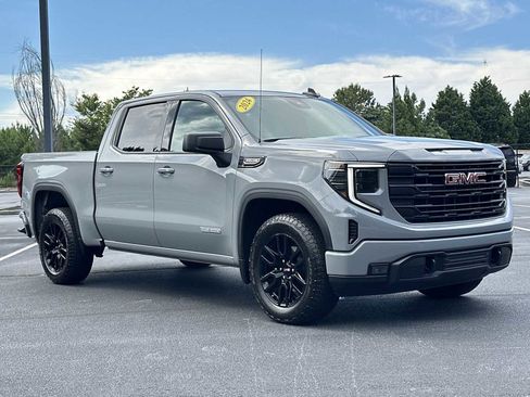 Used 2024 GMC Sierra 1500 Elevation image 37