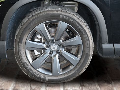 New 2025 Honda Pilot Sport image 34