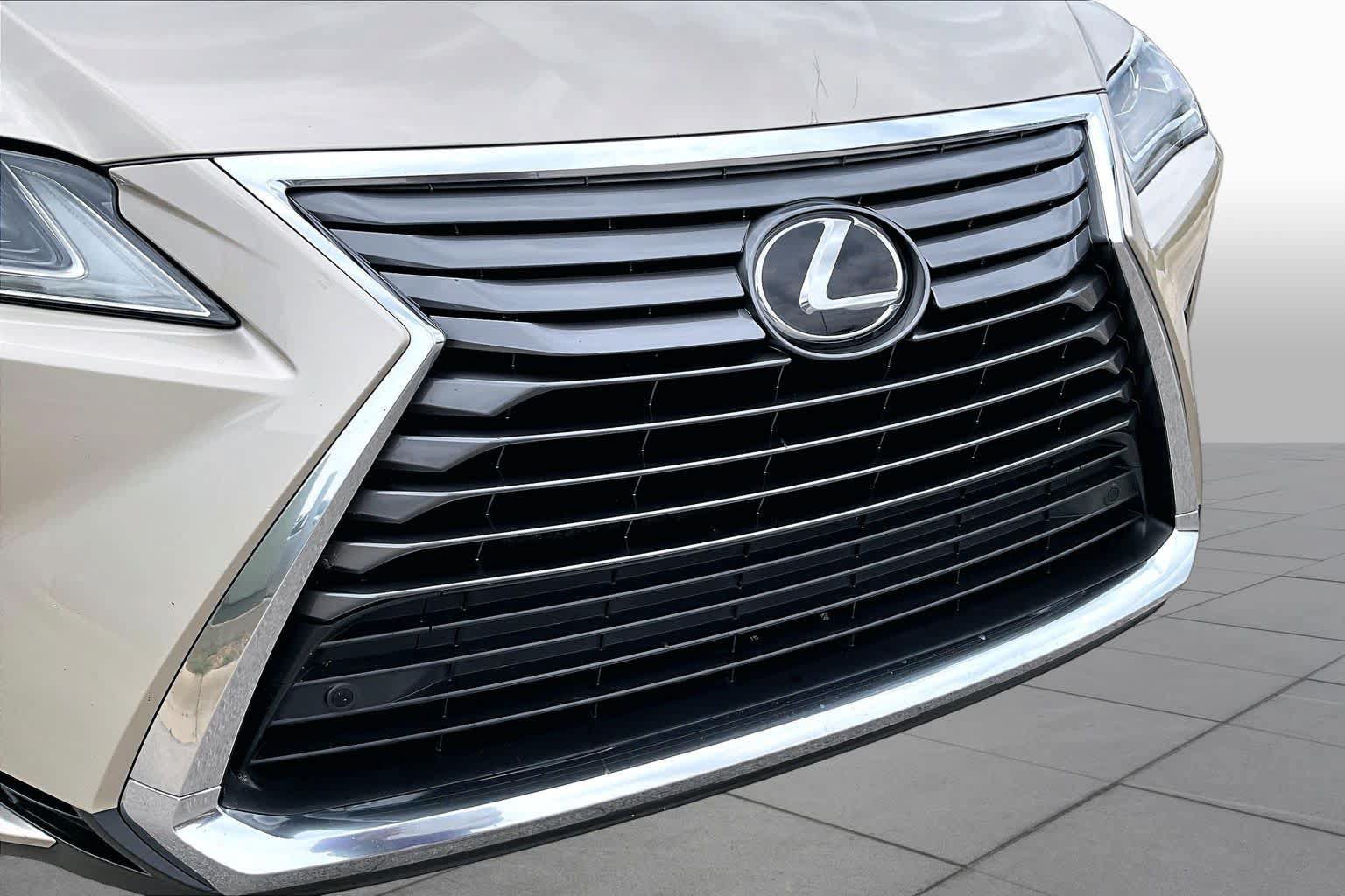 Used 2016 Lexus RX 350 AWD w/ Premium Package image 30
