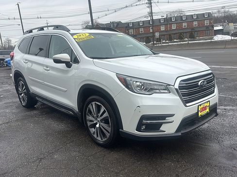 Used 2022 Subaru Ascent Limited w/ Technology Package image 4