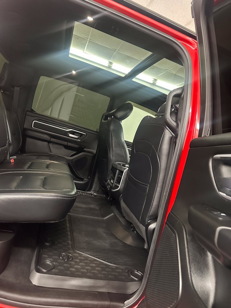 Used 2022 RAM 1500 Big Horn AWD/4WD image 37