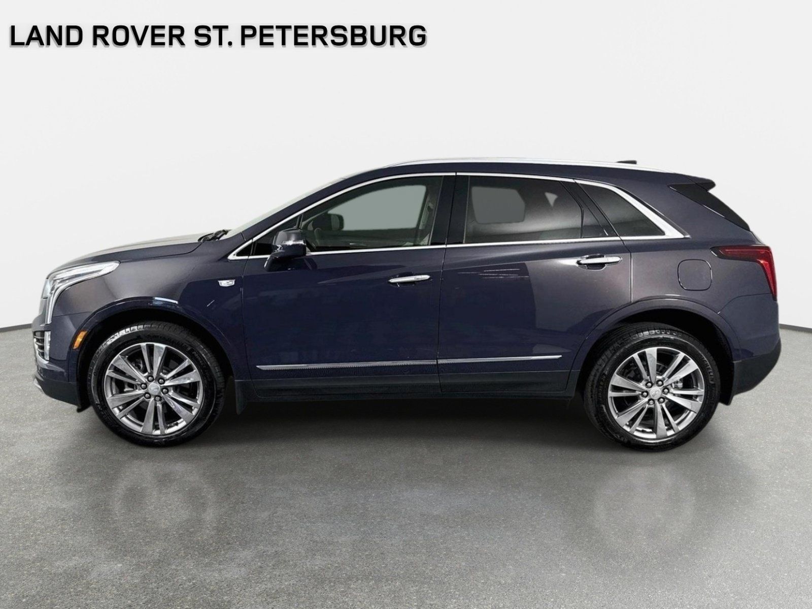 Used 2024 Cadillac XT5 Premium Luxury FWD image 8