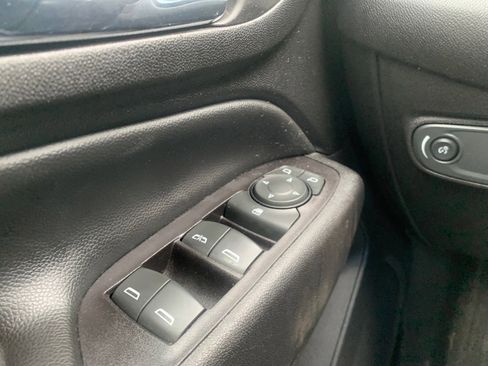 Used 2020 Chevrolet Equinox LT w/ Driver Convenience Package image 15