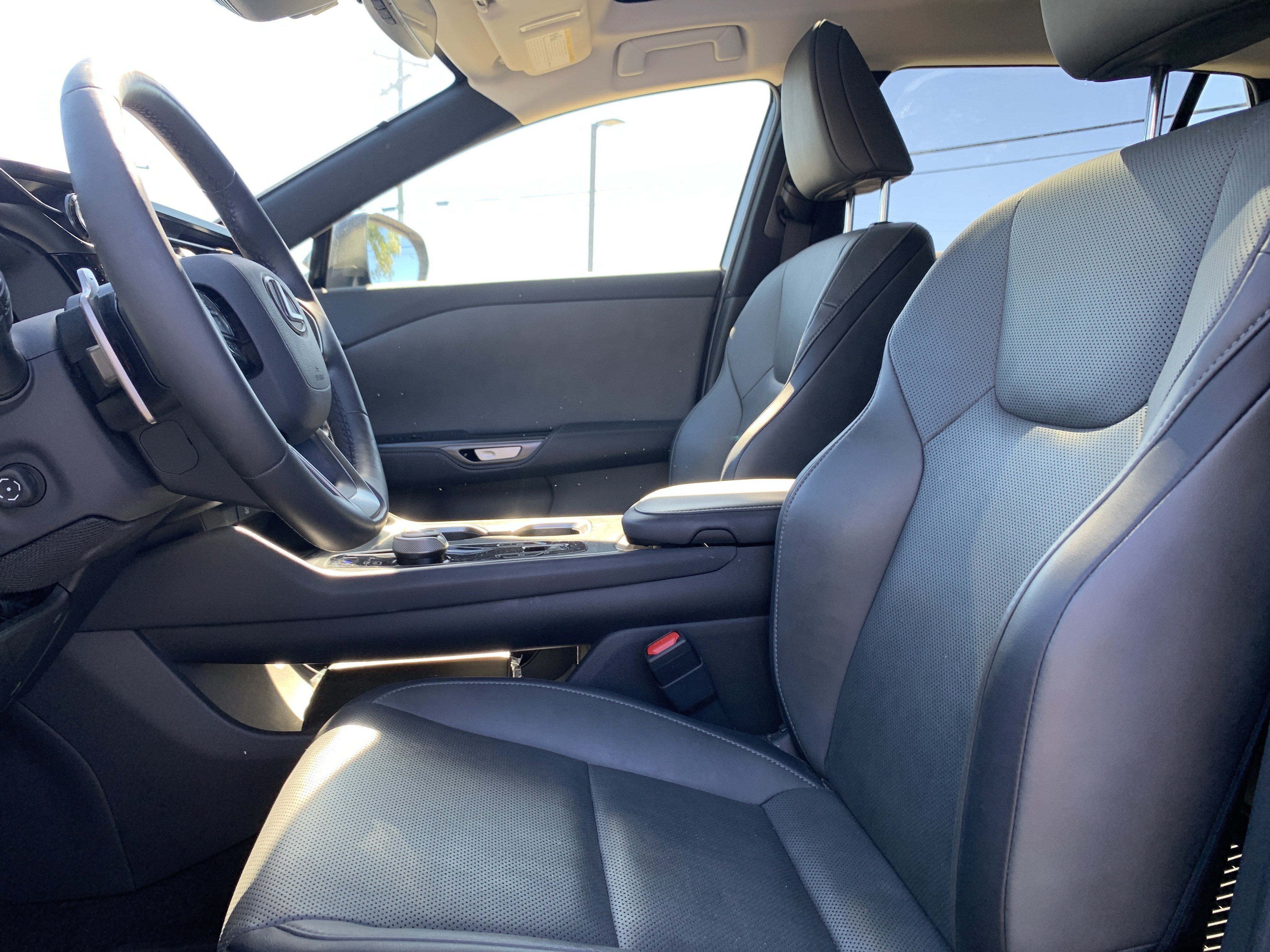 Used 2024 Lexus RZ 300e Premium FWD image 16