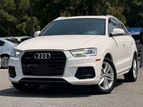 Used 2017 Audi Q3 2.0T Premium w/ Convenience Package AWD/4WD image 1