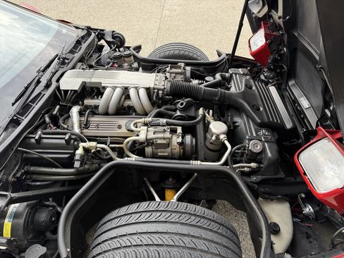 Used 1989 Chevrolet Corvette Convertible image 6