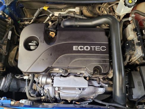 Used 2019 Chevrolet Equinox LT image 30