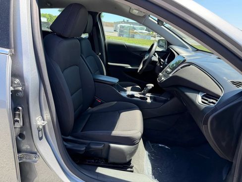 Used 2024 Chevrolet Malibu LT FWD image 11